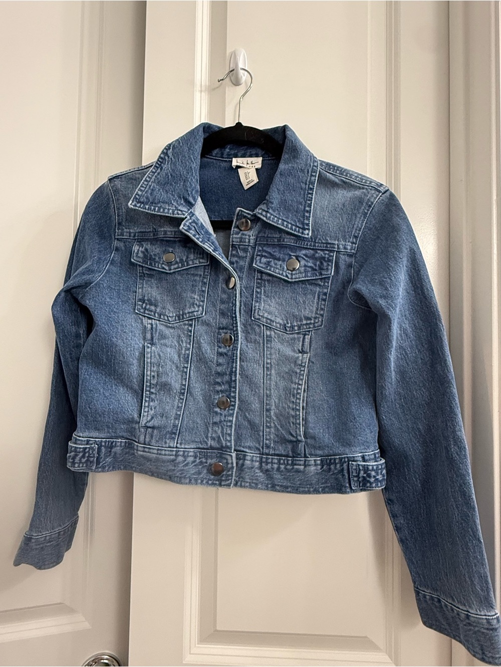 Nicole Miller Classic Blue Denim Cropped Jacket Fall Essential Comfort Style
